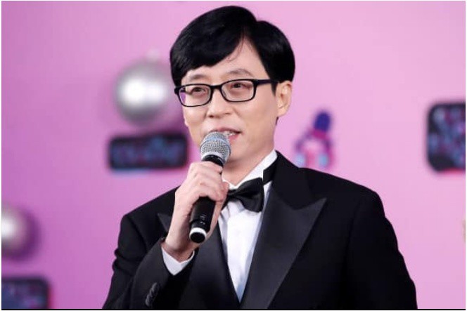 MC Yoo Jae Suk cũng cách ly tại nhà vì tiếp xúc với người nhiễm bệnh.