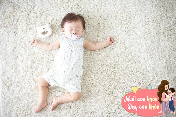 Chọn quần áo mùa hè cho con mẹ tuân thủ nguyên tắc amp;#34;3 ấm 2 mátamp;#34;, bé không ốm vặt - 7