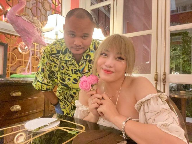 Trước khi ly hôn, vợ Vinh Râu từng khóc vì chồng vô tâm, trải lòng chuyện chưa có con - 6