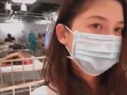 Cô gái F0 trong bệnh viện dã chiến ở Thuận Kiều Plaza tiết lộ: Cơm ngon lành, wifi vù vù