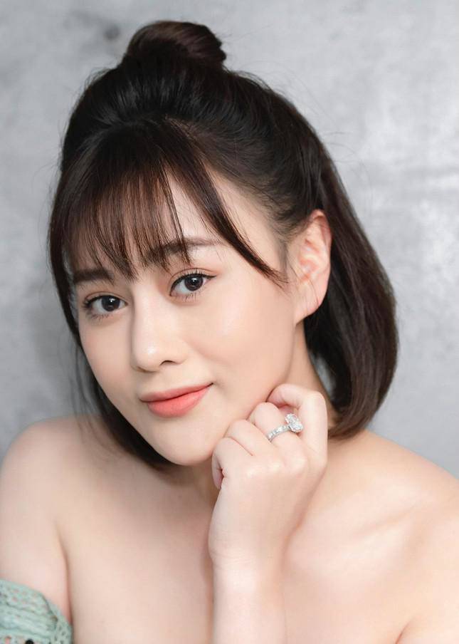 Phương Oanh rút tên khỏi VTV Awards: amp;#34;Mong khán giả tôn trọng quyết định của tôiamp;#34; - 1