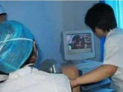 Bà bầu - Mẹ 40 tuổi đến bệnh viện tháo vòng tránh thai, bác sĩ vội báo cảnh sát khi biết sự thật