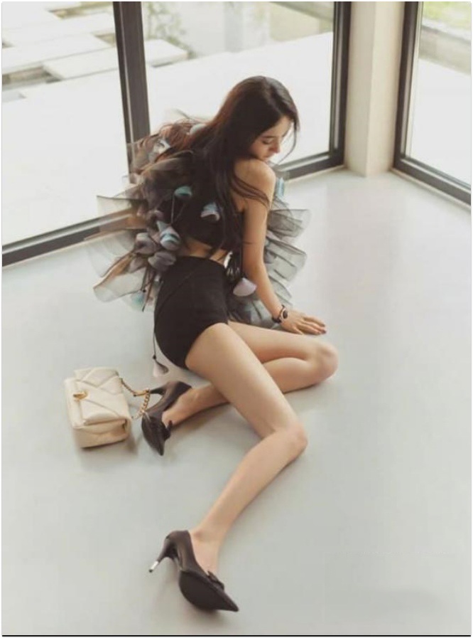 Hình ảnh mới của Dương Mịch.