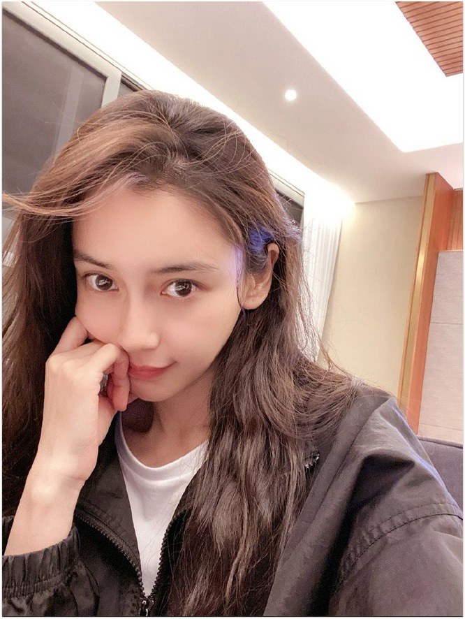 Angelababy hoàn toàn thắng lợi trước bị cáo.