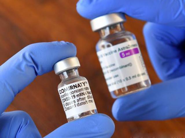 Tiêm ngừa COVID-19 - Vắc xin nào được tiêm trộn, vắc xin nào nhất định tiêm 2 mũi cùng loại?