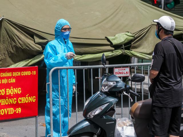 Hà Nội trưa 15/8 có 28 ca mắc mới, trong đó 7 trường hợp ghi nhận tại cộng đồng