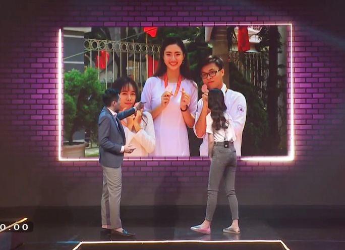 Bảng điểm mới của Hoa hậu amp;#34;gia thế toamp;#34; Lương Thùy Linh được VTV đưa, thấy môn học kém nhất - 2