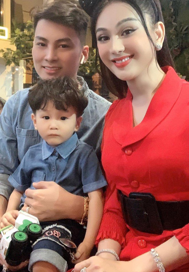 3 con sao Việt chào đời bằng phương pháp thụ tinh xinh thiên thần, nhất là bé gái lai Tây - 7