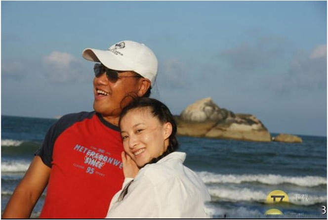 Cặp đôi kết hôn sau 6 ngày quen nhau.