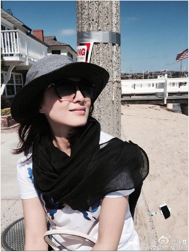 Cô được khen trẻ trug xinh đẹp dù đã U50.