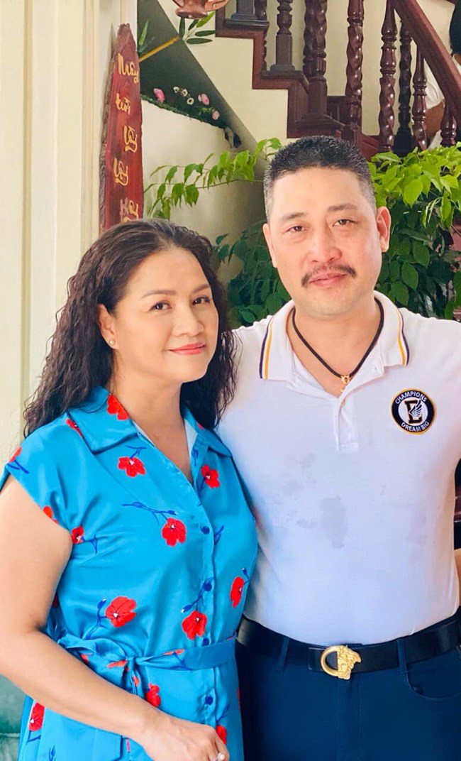 Ông Tấn amp;#34;Hương Vị Tình Thânamp;#34;: amp;#34;Vợ tôi xem phim chỉ mong chồng bị công an bắtamp;#34; - 3