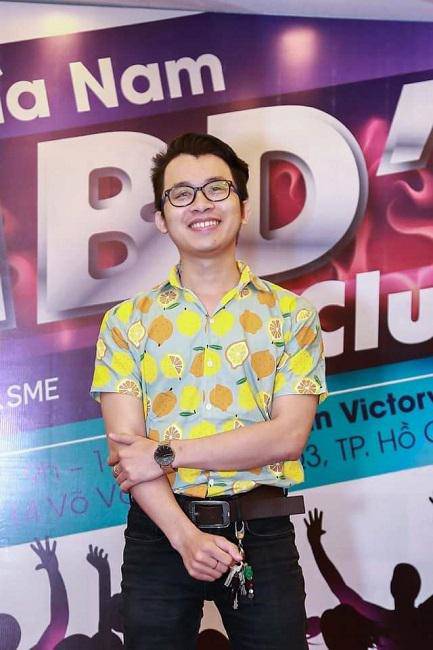Là một Giám đốc của một doanh nghiệp chuyên về nội thất gia đình, anh Rim cũng đã gặp phải nhiều khó khăn khi dịch bệnh ập đến.