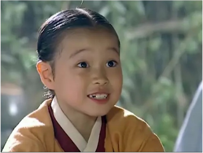 Jo Jung Eun từng rất được yêu thích khi hóa thân thành cô bé con lém lỉnh.
