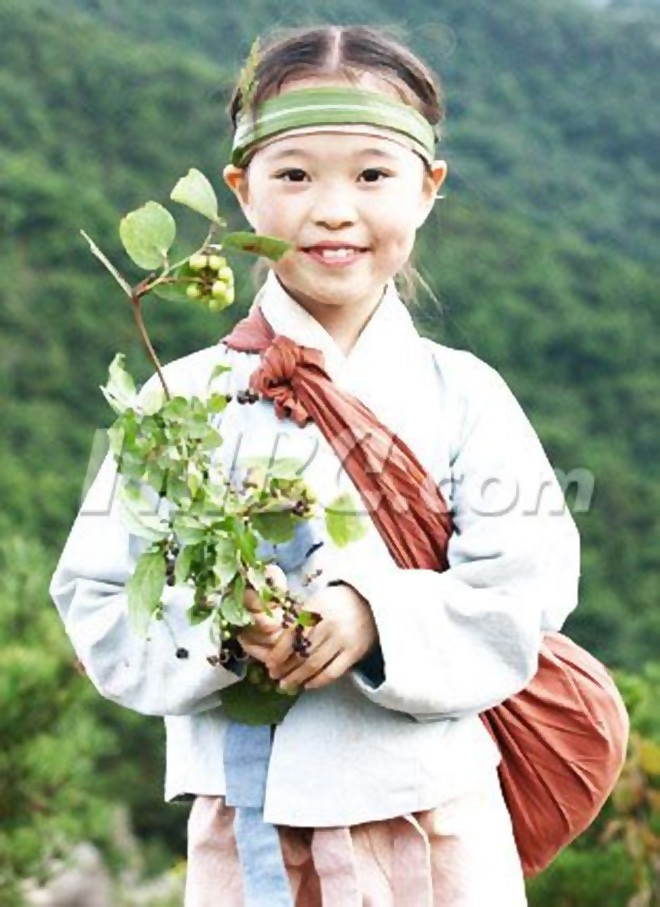 Jo Jung Eun từng là sao nhí rất được yêu thích trong Nàng Dae Jang Geum.