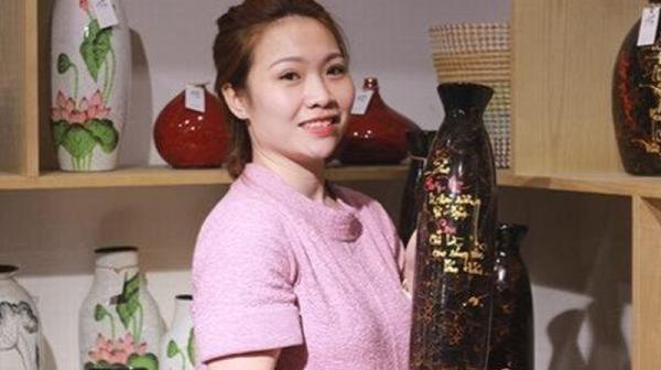 Ngân gốm bị bắt vì hành vi lừa đảo chiếm đoạt tài sản.