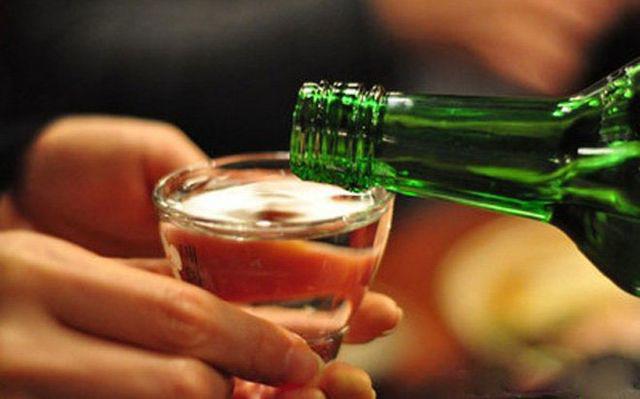 Uống 2 loại nước này thường xuyên dễ mắc ung thư thực quản, bỏ ngay kẻo muộn - 2