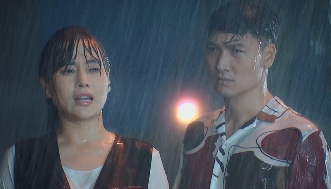 Loạt phim Việt tốn nước: Cứ tới cao trào là trời lại mưa tầm tã và sự thật ít biết - 1