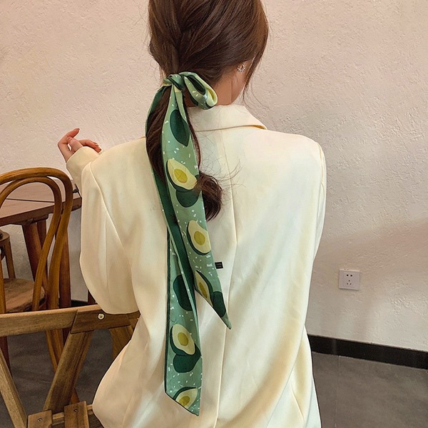 Biến tấu 4 kiểu tóc phong cách Hàn Quốc chỉ bằng 1 chiếc khăn lụa - 7
