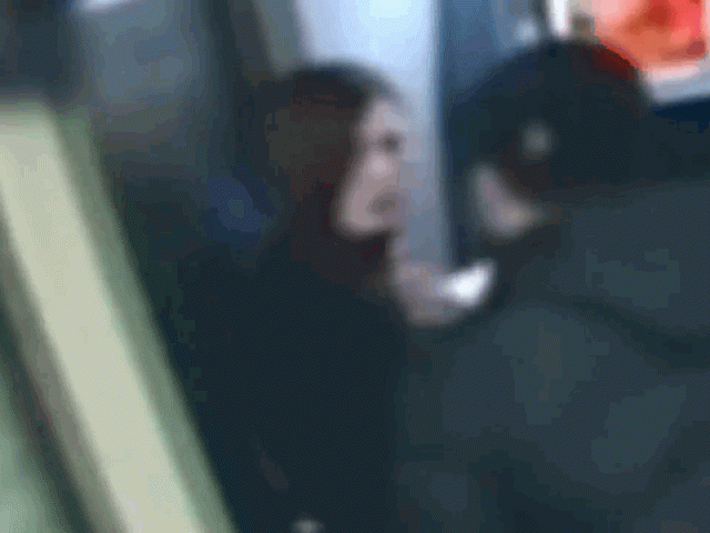 Clip Eva - Clip: Thấy tài khoản nạn nhân hết tiền, tên cướp có phản ứng bất ngờ