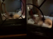 Tin tức - Cửa nhà sát đường lớn, cặp đôi để lộ cảnh "ân ái" kịch tính khiến người đi đường choáng nặng