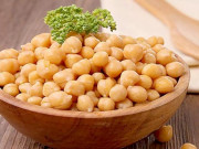 Làm mẹ - Cách nấu đậu gà cho bé ăn dặm giữ nguyên giá trị dinh dưỡng