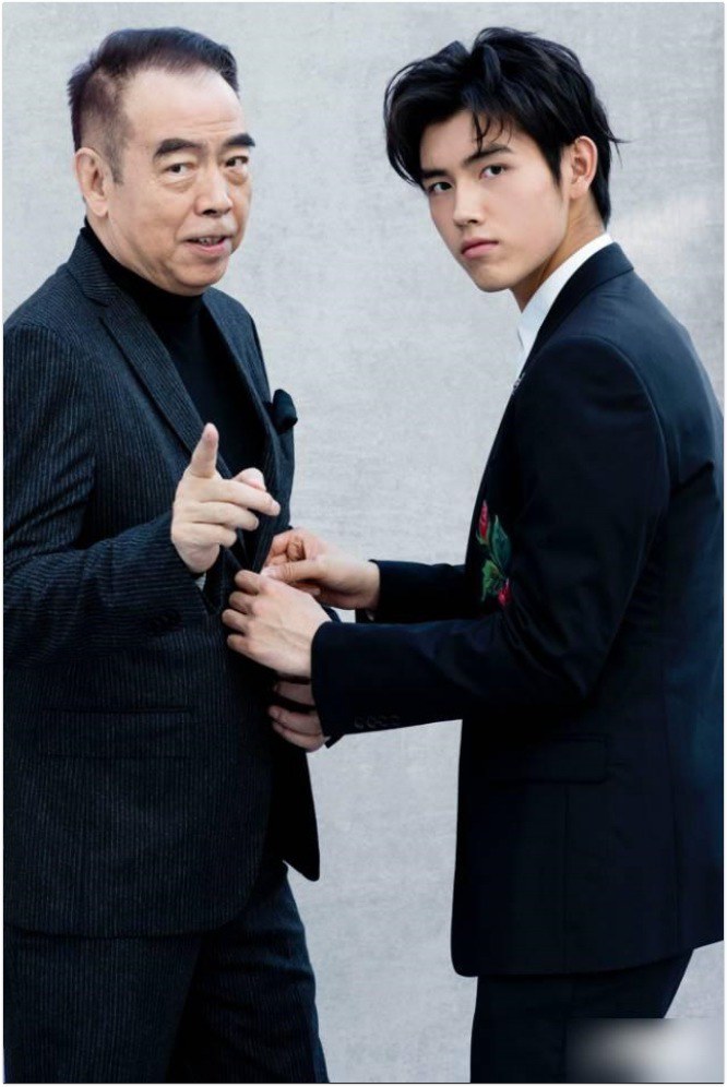 Photo amp; # 34; Crown Prince Cbizamp; # 34;  Khi Song Joong Ki suy sụp, bố mẹ mạnh mẽ không ai dám động tay động chân - 14