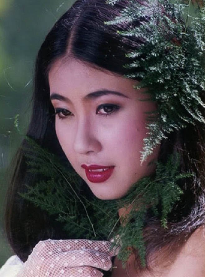 Từng tắm chung với lợn, Hoa hậu trẻ nhất Việt Nam làm mẹ giàu sang, nuôi con như quý tộc - 3