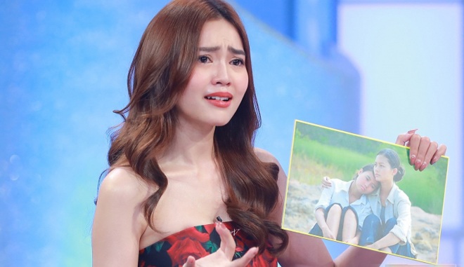 emKhoảng thời gian vướng tin đồn thất thiệt khiến Lan Ngọc bật khóc mỗi khi nhớ về./em