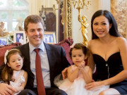 Làm mẹ - Sinh 2 con cho chồng giáo sư ở Italia, Hoa hậu giàu nhất Việt Nam vẫn chưa kết hôn