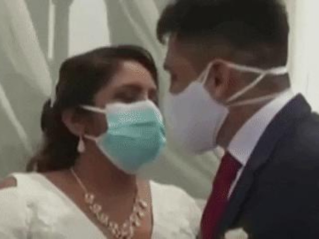 Clip Eva - Đám cưới tập thể của 200 cặp đôi giữa đại dịch COVID-19