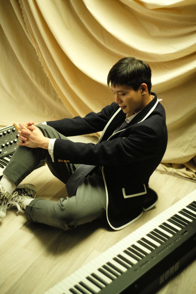 Quân A.P trở lại sau nửa năm với amp;#34;tuyển tập văn mẫu thả thínhamp;#34; cho cánh mày râu - 3