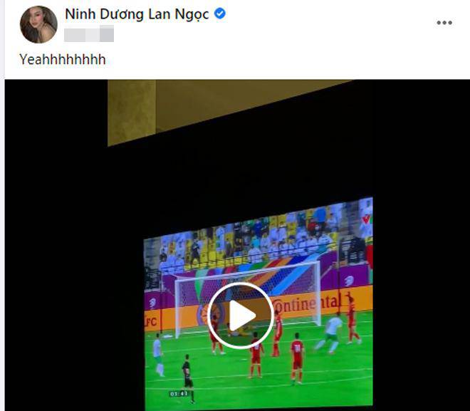 Lan Ngọc phấn khích với bàn thắng đến từ sớm của Quang Hải.