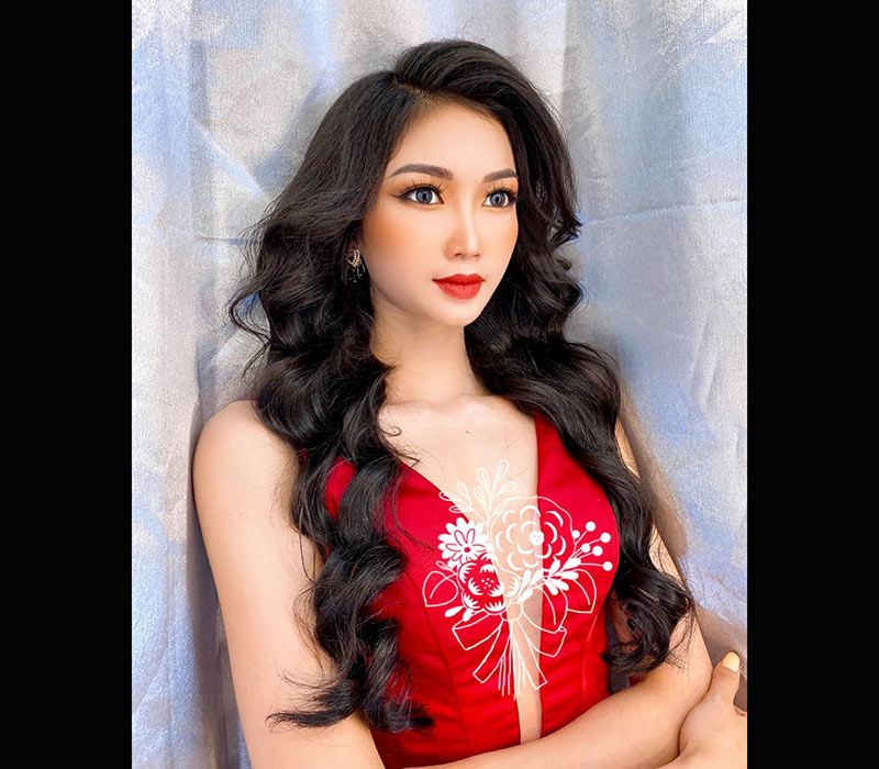 Cận cảnh vẻ đẹp ngọt ngào nhưng không kém phần quyến rũ của thí sinh có vòng eo nhỏ nhất cuộc thi Hoa hậu Hoàn vũ Việt Nam 2021.
