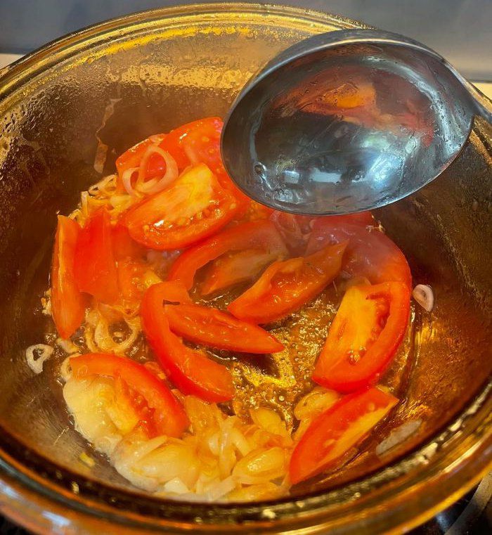 Nấu canh cá khoai hay bị tanh và nát, đầu bếp mách chiêu khiến cá luôn ngon, thơm nức - 4