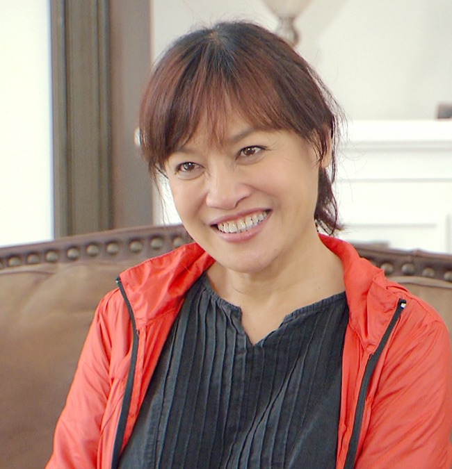 amp;#34;Mẹ vợ Long Hương Vị Tình Thânamp;#34;: Thời trẻ như thiên thần, một tay mở tiệm váy cưới nuôi chồng - 4