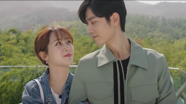 Tiểu Hoa đán đen đủi nhất 2021: 3 phim amp;#34;đắp chiếuamp;#34; - 10