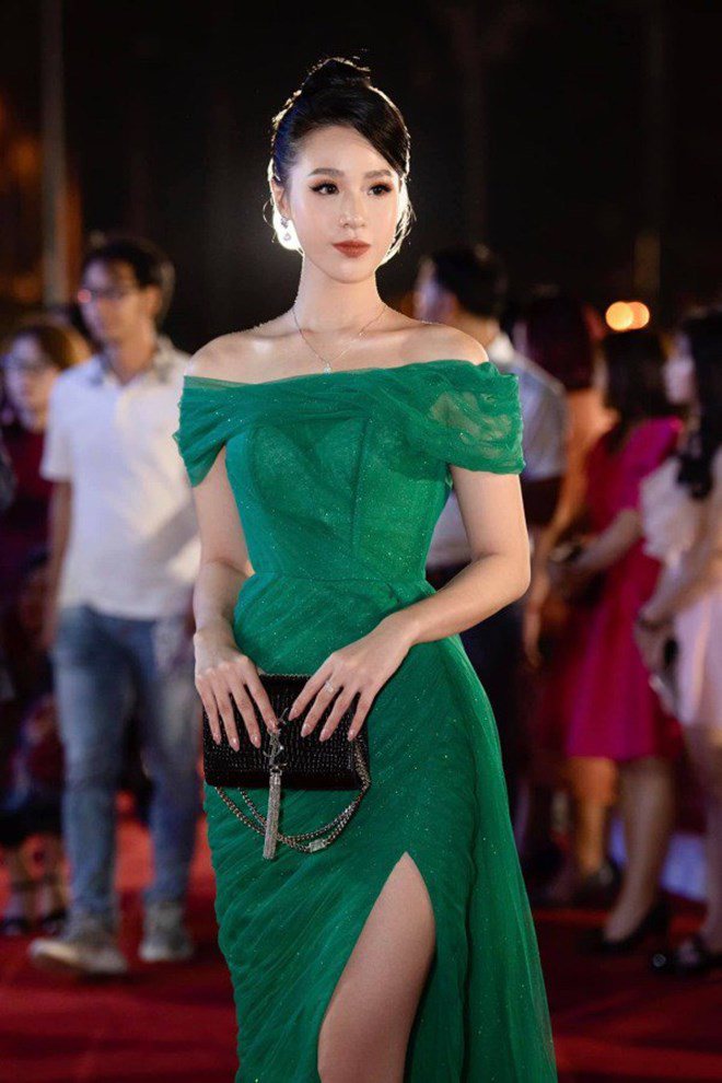 Năm 18 tuổi, Bảo Châu xuất sắc lọt top 10 cuộc thi Hoa hậu Việt năm 2018