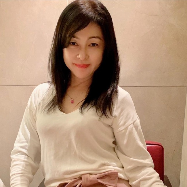 Vẻ đẹp không tuổi của nữ diễn viên U60...