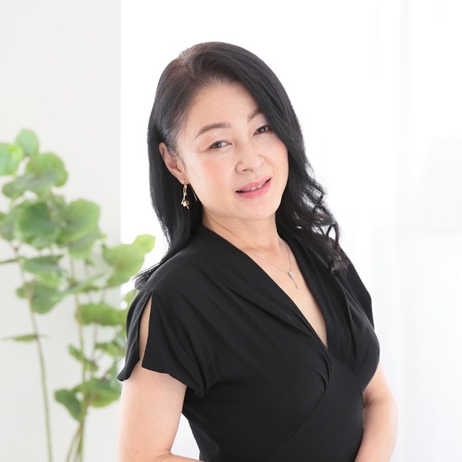 ... khiến nhiều người phải ghen tị.