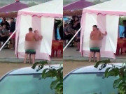 Tin tức - Cặp đôi "mây mưa" ngay cạnh nhà hàng bãi biển, bị đuổi lại ra chỗ khác "hành sự" tiếp