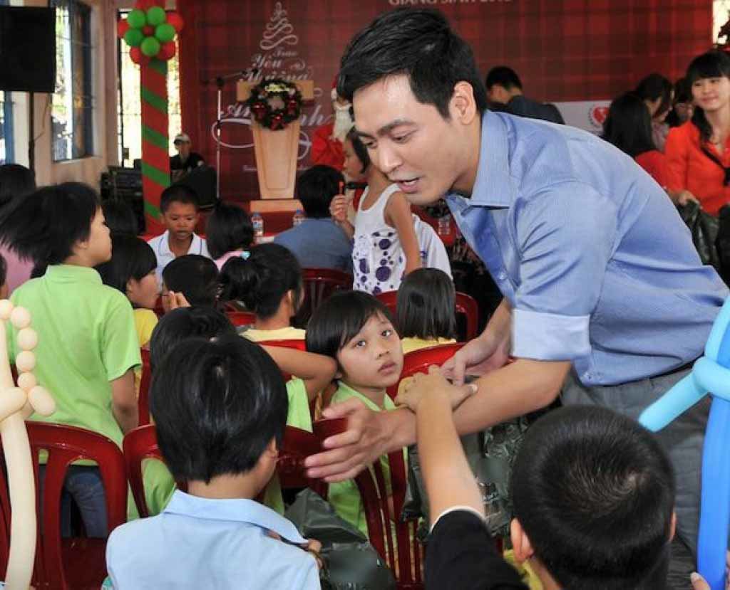 Thời điểm ồn ào năm 2016, Phan Anh từng tuyên bố sẽ thưởng 24 tỷ đồng cho người nào chứng minh được anh ăn chặn tiền từ thiện.