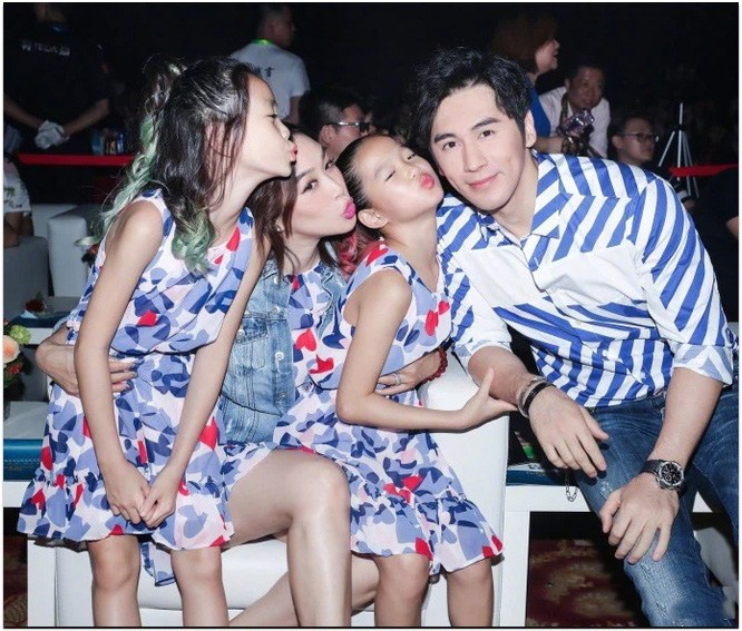 Bọn trẻ không hề ngại ngần khi đối diện với ống kính máy ảnh.