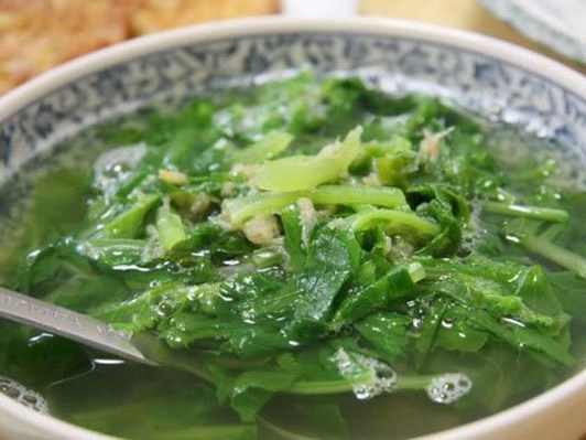 Xưa mọc đầy vườn không ai hái, giờ thành đặc sản được dân thành phố ưa chuộng đến lạ - 2