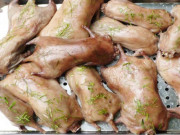 Xem ăn chơi - Đặc sản nổi tiếng Bến Tre, lúc sống trông rất ghê nhưng chín lại thơm ngon đến không ngờ