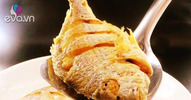 Dù rán cá gì, chỉ cần nhớ 2 mẹo này, cá vàng giòn thơm nức, không nứt ...