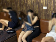 Tin tức - Phát hiện nhiều cô gái thác loạn tập thể trong phòng trọ chuyên phục vụ “dân chơi”