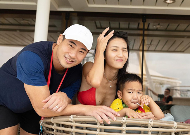 Cả gia đình cũng thường xuyên đi “du hí” khắp nơi.