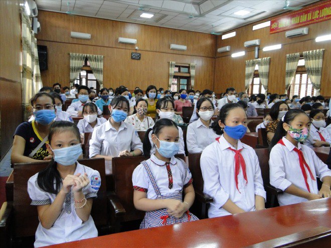 Vĩnh Long không thu học phí học kỳ I năm học 2021-2022.