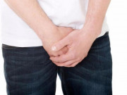 Sức khỏe - Bạn trai không thích thú khi tôi "sờ bi" lúc quan hệ tình dục, vì sao?
