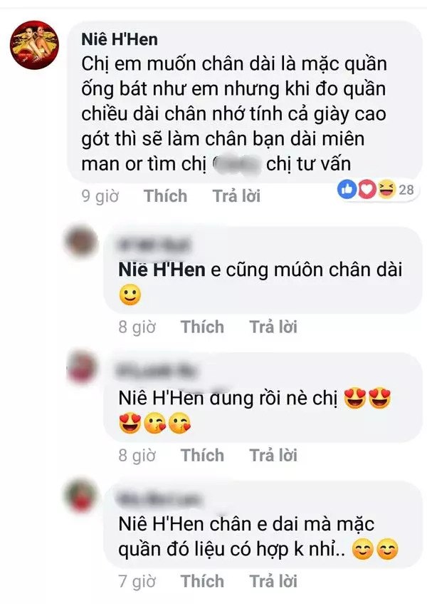 Làm shipper, H’Hen Niê mặc lại kiểu quần từng “càn quét” mọi BXH: Đẳng cấp Hoa hậu là đây!  - 8